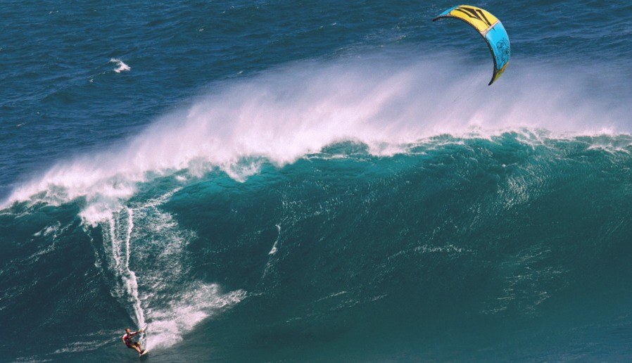Big Wave Kite Surfing